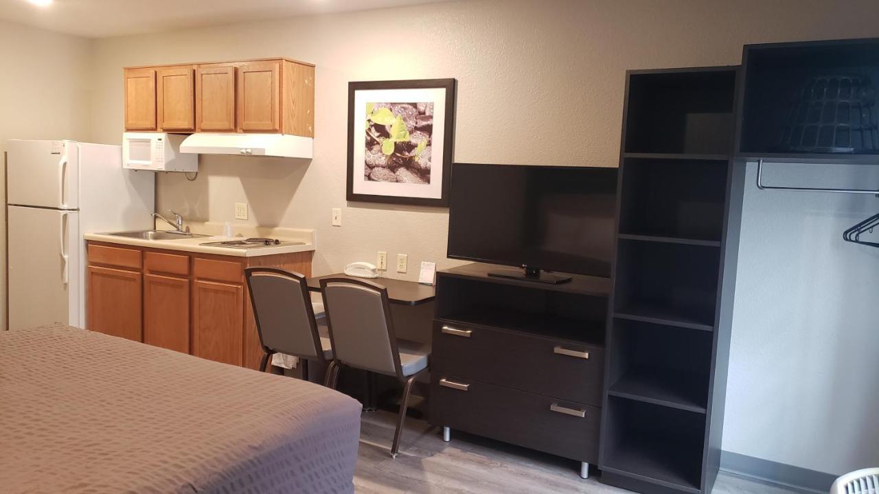 Woodspring Suites Kansas City Mission Merriam Exterior foto