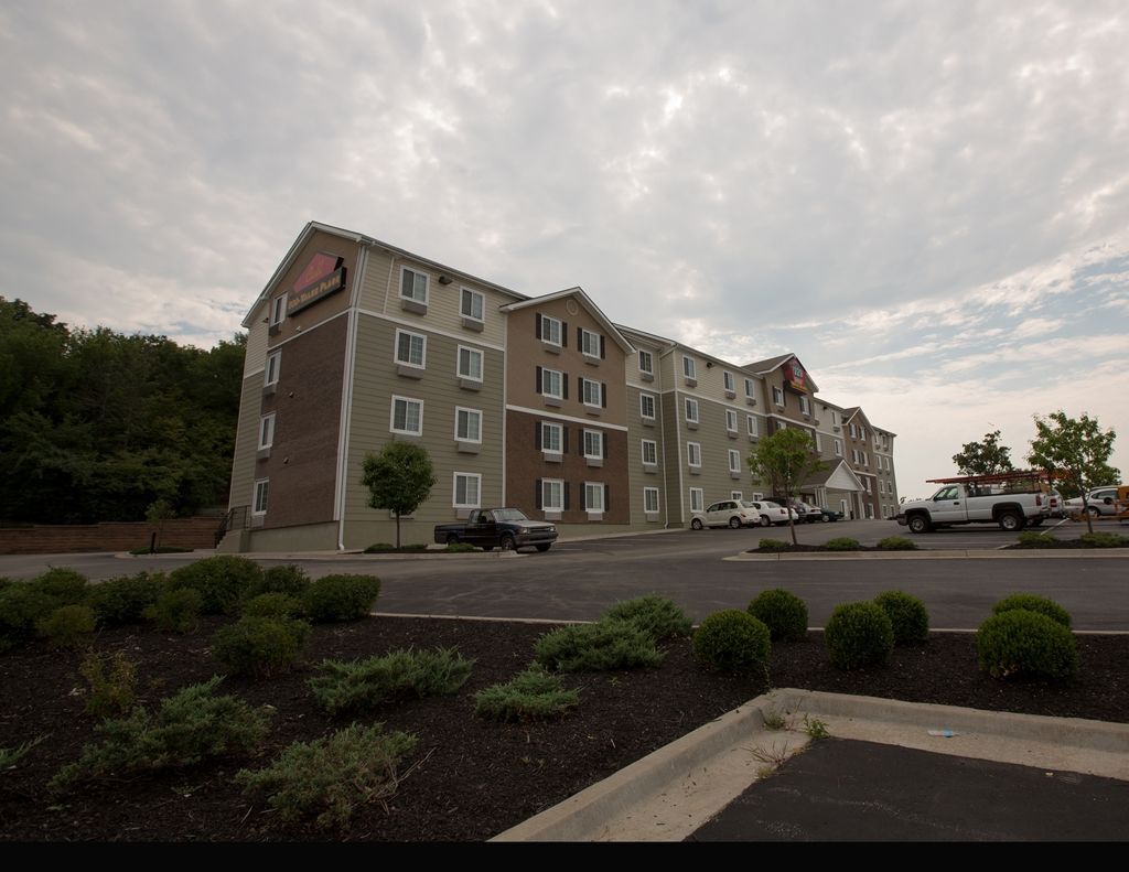 Woodspring Suites Kansas City Mission Merriam Exterior foto