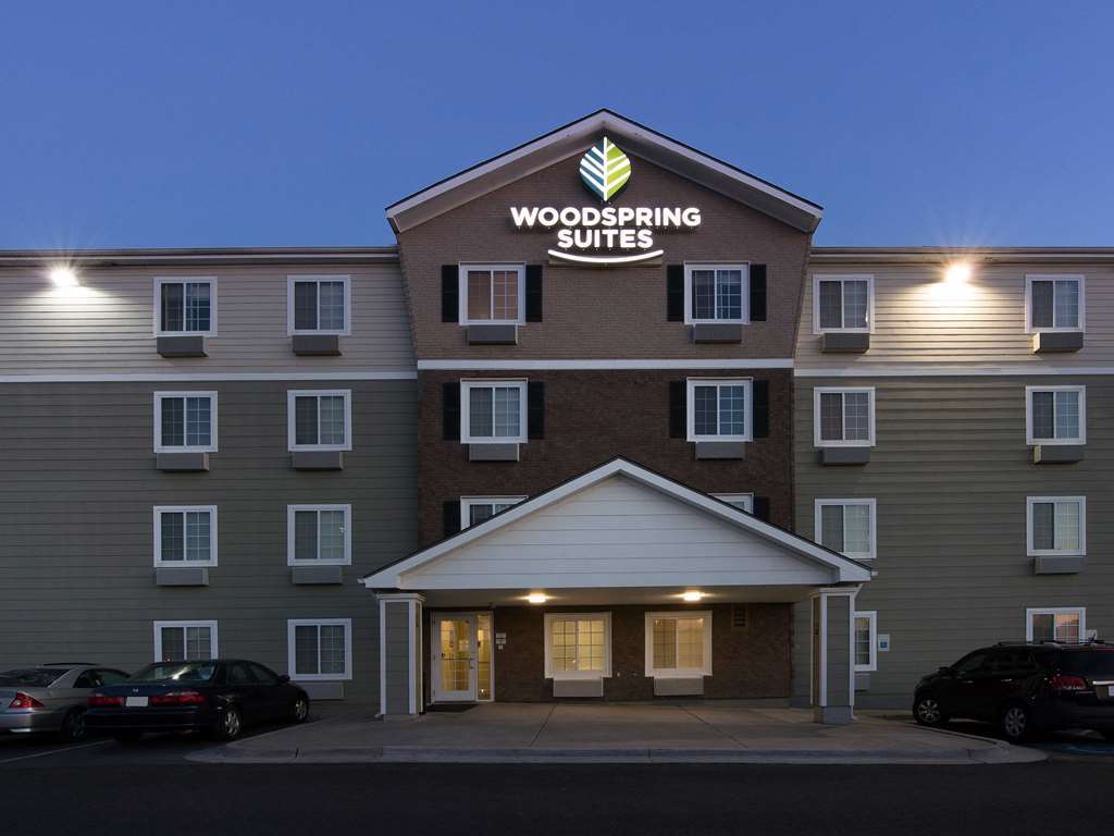 Woodspring Suites Kansas City Mission Merriam Exterior foto